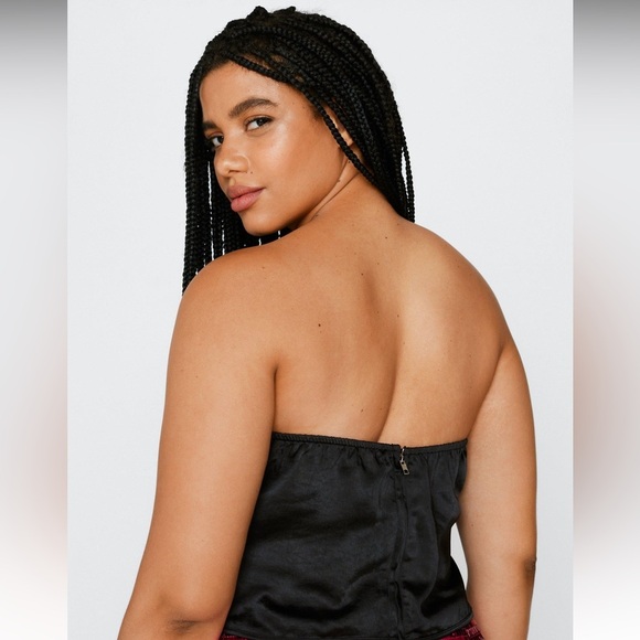 Womens New Nasty Gal Plus Satin Bust Detail Corset Black - Picture 2 of 9
